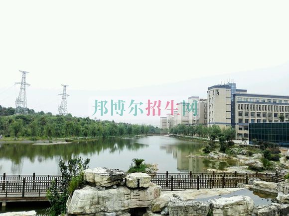 貴州商業(yè)高等?？茖W(xué)校網(wǎng)站網(wǎng)址