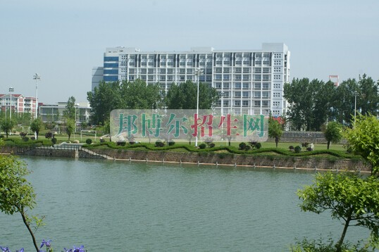漯河醫(yī)學高等?？茖W校