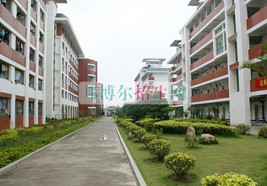 泉州醫(yī)學(xué)高等?？茖W(xué)校