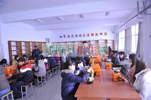 中專(zhuān)建筑工程管理有哪些專(zhuān)業(yè)