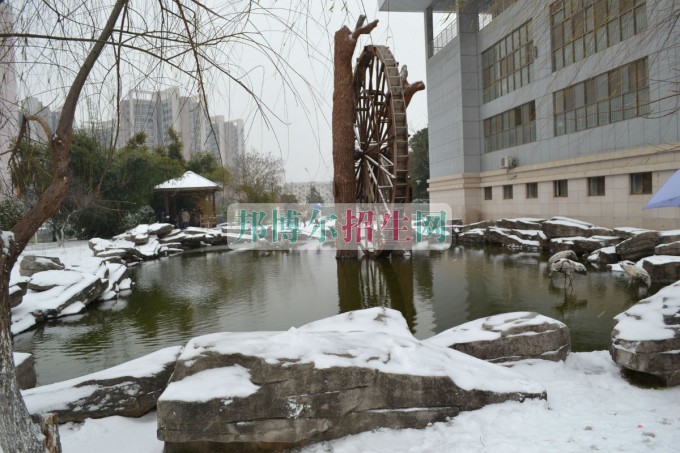 江西財經大學現(xiàn)代經濟管理學院2016年招生簡章
