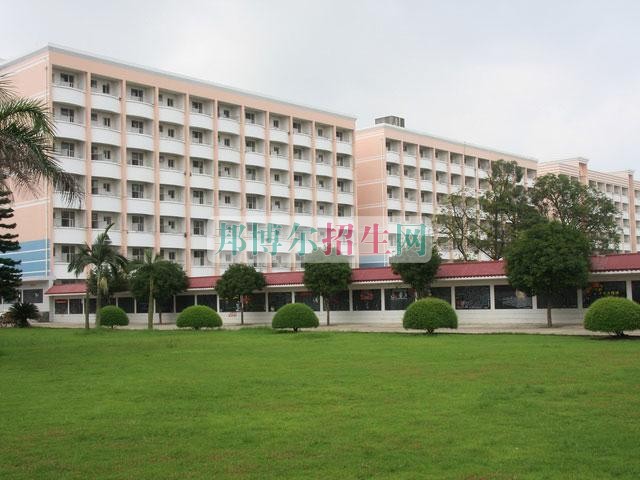 廣西職業(yè)技術(shù)學(xué)院是幾專(zhuān)