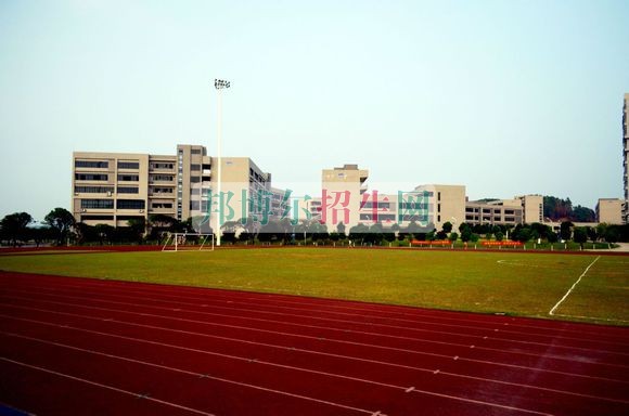 較好的鐵路專(zhuān)業(yè)學(xué)校