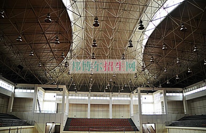上完中?？梢陨洗髮? width=