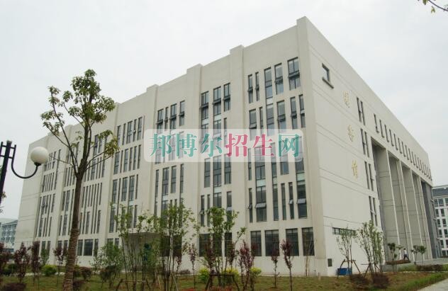 中?？即髮：每紗? width=