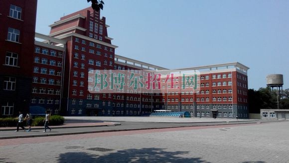 哪個大專學(xué)校的鐵道運(yùn)輸好