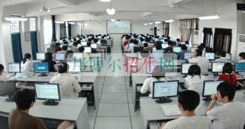 成都比較好的軟件技術(shù)大專(zhuān)院校