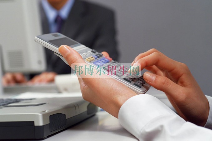 成都會計(jì)什么時(shí)間招生