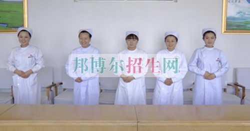 成都有助產(chǎn)護理學(xué)校嗎