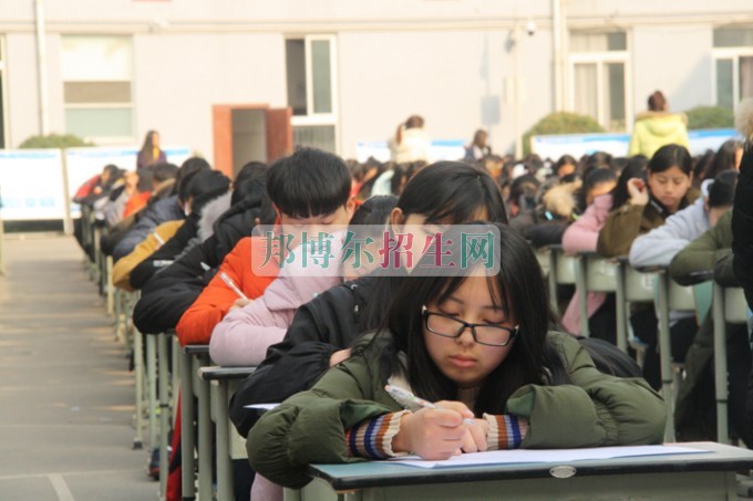 天府新區(qū)成人中等專業(yè)學(xué)校開展中國(guó)傳統(tǒng)文化——“春節(jié)”知識(shí)競(jìng)賽