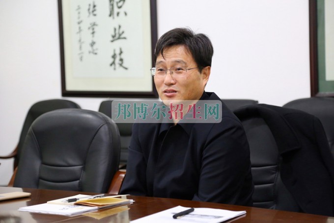 中國航天科技集團第七研究院院長卓超來四川航天職業(yè)技術學院調研指導工作
