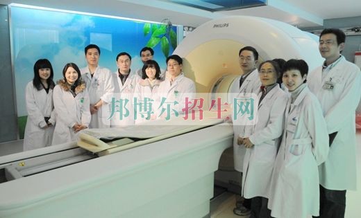 成都內(nèi)比較好的醫(yī)學(xué)影像大專(zhuān)學(xué)校