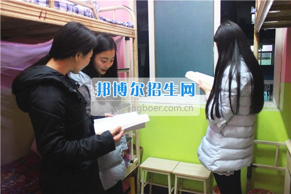 成都希望幼師學(xué)校是責(zé)任？更是一種愛！