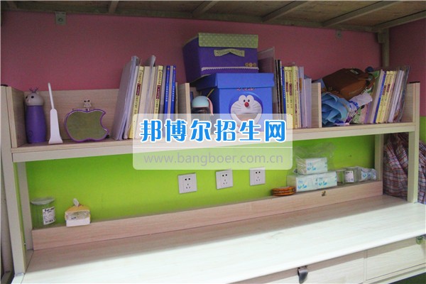 成都希望幼師學(xué)校是責(zé)任？更是一種愛！