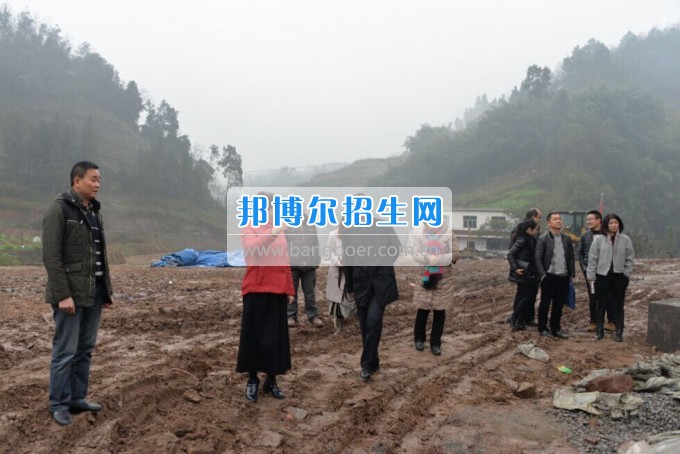 川南幼兒師范高等專科學(xué)校“走基層、送溫暖”活動