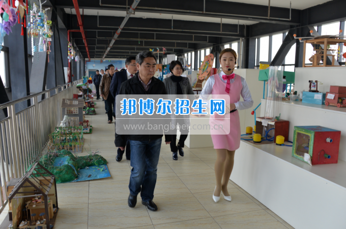 川南幼兒師范高等?？茖W(xué)校迎接隆昌縣創(chuàng)建第四屆省級文明城市測評組考評