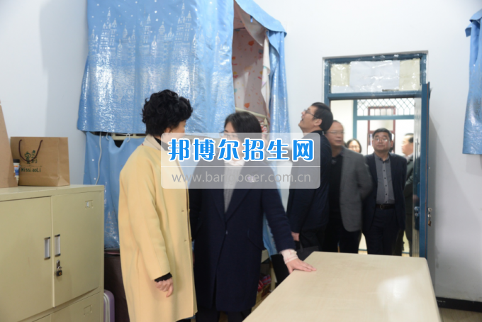 市委常委、宣傳部長潘梅到川南幼兒師范高等?？茖W(xué)校調(diào)研思想政治工作