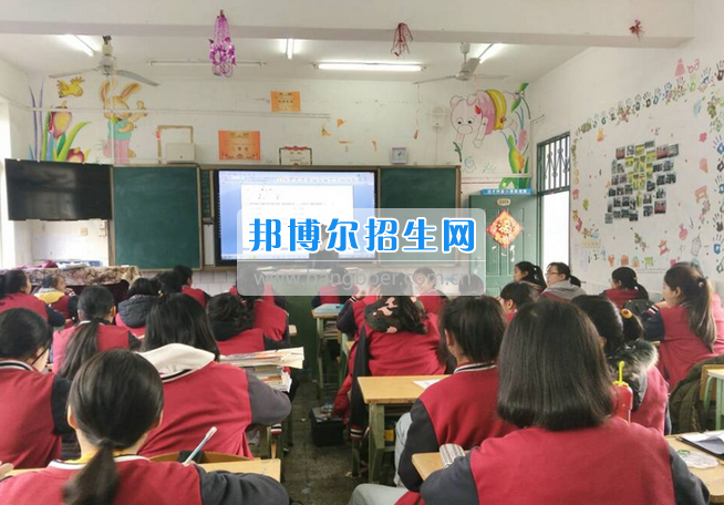 四川省樂山市第一職業(yè)高級中學(xué)學(xué)前教育專業(yè)嚴抓教學(xué)質(zhì)量