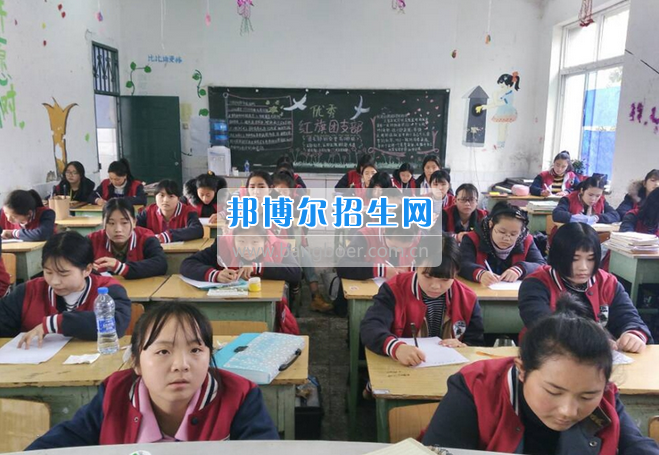 四川省樂山市第一職業(yè)高級中學(xué)學(xué)前教育專業(yè)嚴抓教學(xué)質(zhì)量
