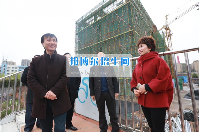 省體育局蔣顯倫副局長一行到川北幼兒師范高等?？茖W校調(diào)研