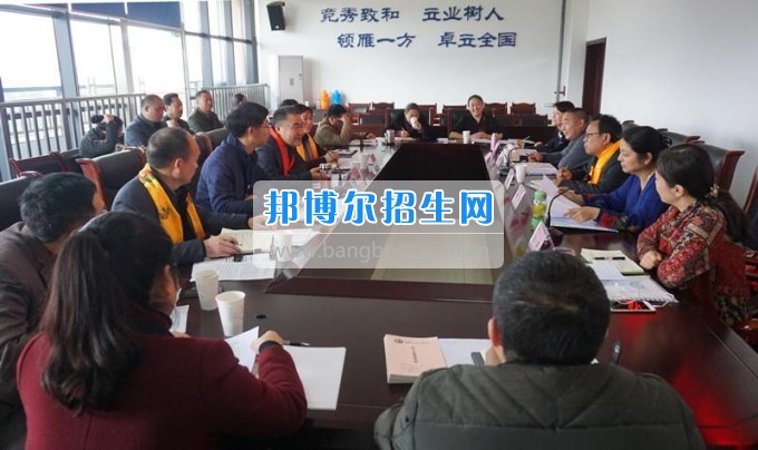 阿壩州人大和阿壩州“9+3”駐蓉協調辦蒞臨瀘州市職業(yè)技術學校調研指導瀘州“9+3”工作