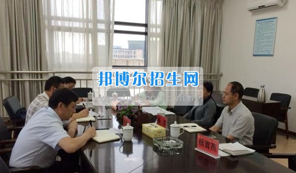 貴州警察學院來貴州商業(yè)高等?？茖W校參觀交流