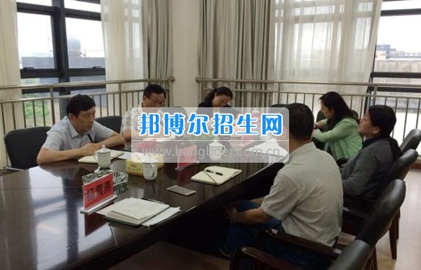 貴州警察學院來貴州商業(yè)高等?？茖W校參觀交流