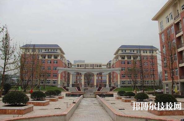 重慶教育管理學(xué)校怎么樣、好不好