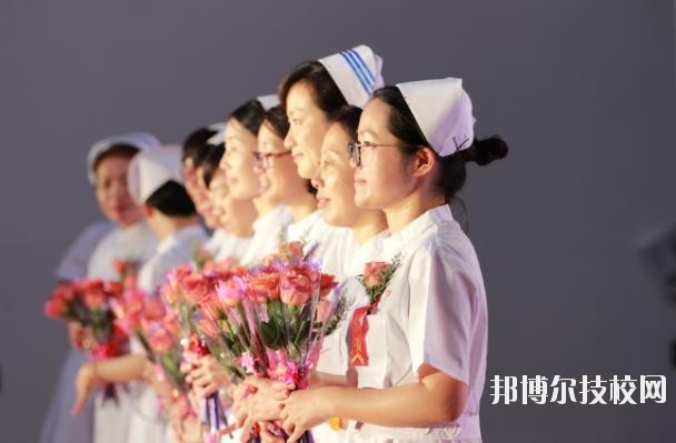 溫州護(hù)士學(xué)校2020年學(xué)費(fèi)、收費(fèi)標(biāo)準(zhǔn)
