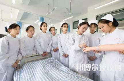溫州護士學校2020年報名條件、招生要求、招生對象
