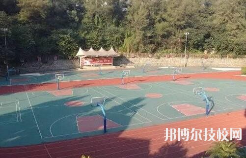 四川儀表工業(yè)學(xué)校2020年報(bào)名條件、招生要求、招生對(duì)象