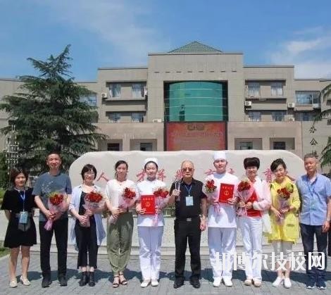海寧衛(wèi)生學(xué)校2020年學(xué)費、收費多少 