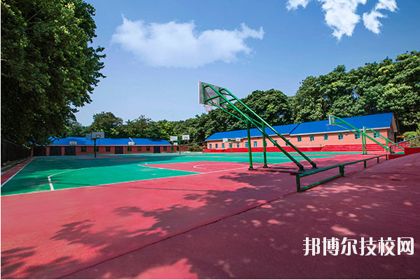 西安鐵道職業(yè)學(xué)校2020年報名條件、招生要求、招生對象