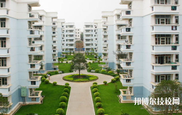 贛州華堅科技職業(yè)學校怎么樣、好不好
