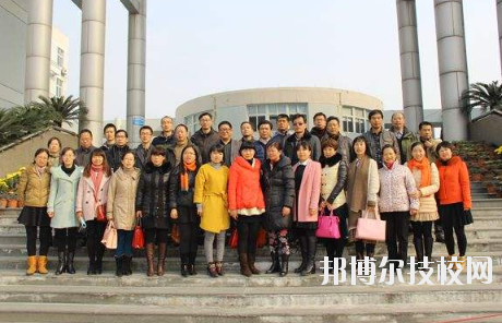 萍鄉(xiāng)湘東職業(yè)中等專業(yè)學(xué)校2020年報(bào)名條件、招生要求、招生對(duì)象 