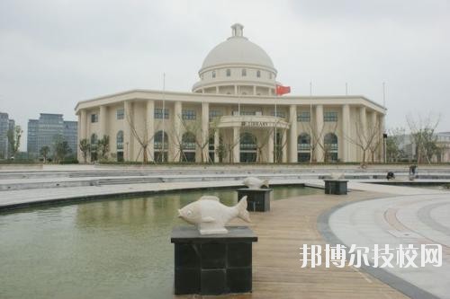寧波外事學(xué)校2020年報(bào)名條件、招生要求、招生對(duì)象