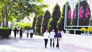 甘肅省商業(yè)學(xué)校2020年報(bào)名條件、招生要求、招生對(duì)象