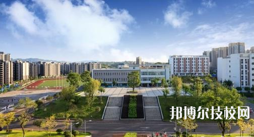 宜賓市翠屏區(qū)天成職業(yè)技術(shù)學(xué)校2020年報名條件、招生要求、招生對象
