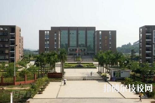 武漢南華光電職業(yè)技術學校學校怎么樣、好不好