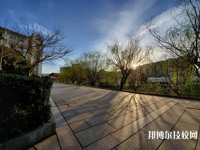 北侖職業(yè)高級(jí)中學(xué)2020年報(bào)名條件、招生要求、招生對(duì)象