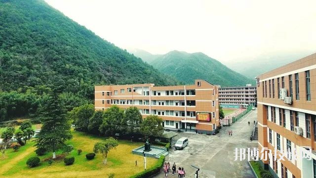 寧波四明職業(yè)高級中學(xué)怎么樣、好不好