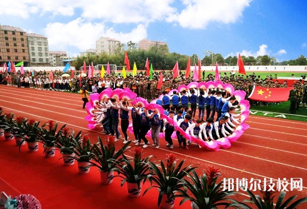 江西華憶電子工業(yè)中等專(zhuān)業(yè)學(xué)校2020年招生簡(jiǎn)章