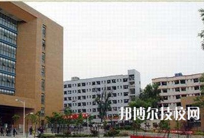 貴陽(yáng)交通學(xué)校2020年報(bào)名條件、招生要求、招生對(duì)象