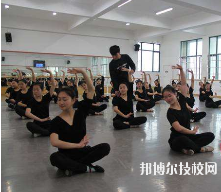 江山職業(yè)教育中心2020年報(bào)名條件、招生要求、招生對象