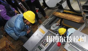 武威信息工程學校2020年學費、收費多少