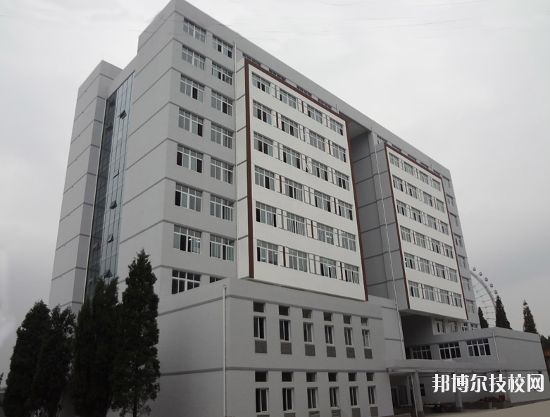 貴陽白云職業(yè)技術(shù)學(xué)校2020年報名條件、招生要求、招生對象