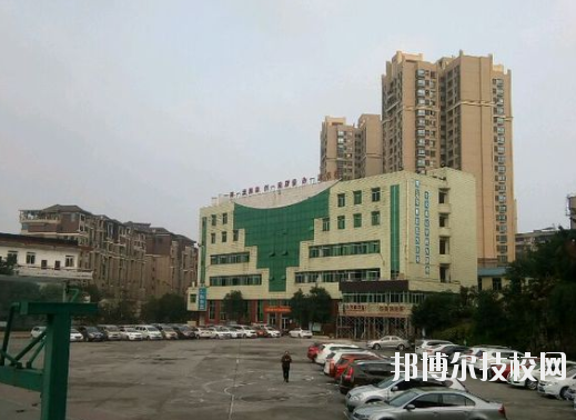 重慶機(jī)械技師學(xué)院怎么樣、好不好