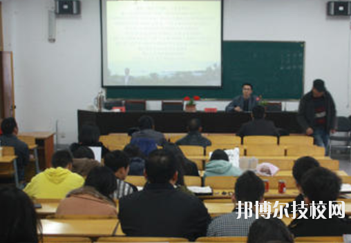 縉云縣工藝美術(shù)學(xué)校2020年報(bào)名條件、招生要求、招生對(duì)象