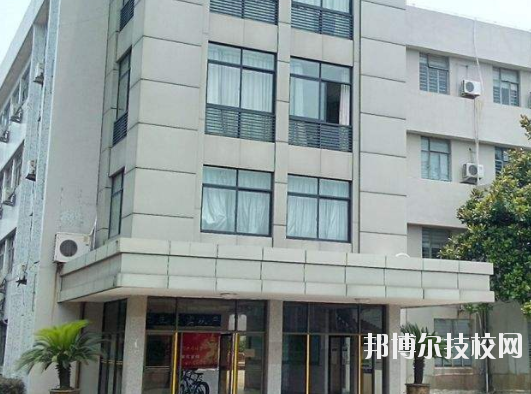 寧海高級(jí)職業(yè)技術(shù)中心學(xué)校怎么樣、好不好