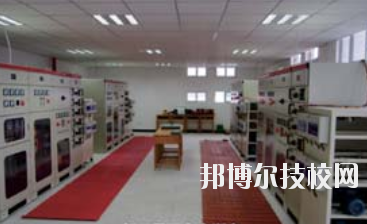 重慶萬州第一職業(yè)高級中學(xué)2020年報名條件、招生要求、招生對象